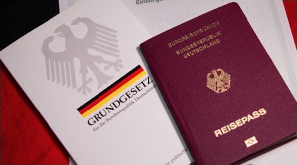 Hộ chiếu cần thiết để du học nghề Đức
